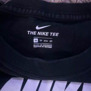 Nike Cropped Tee